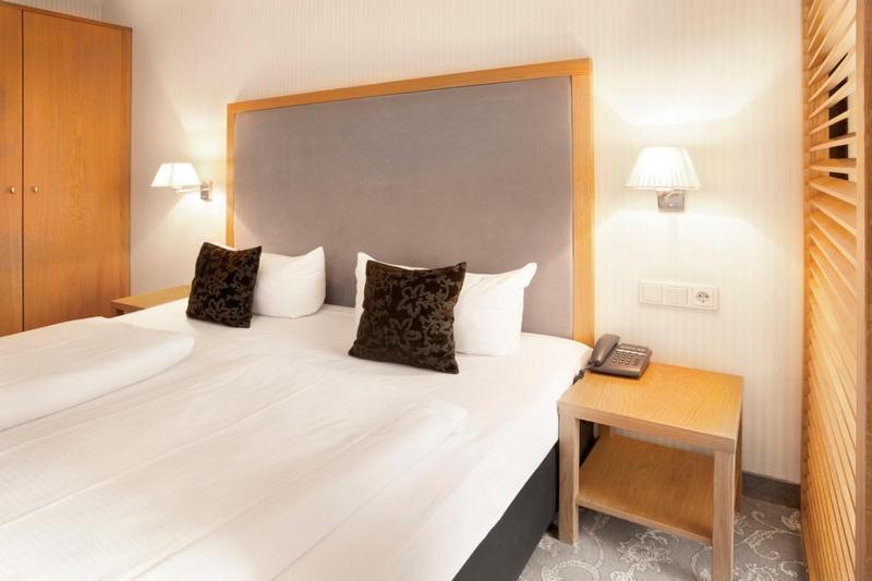 Townhouse Hotel Φραγκφούρτη Δωμάτιο φωτογραφία
